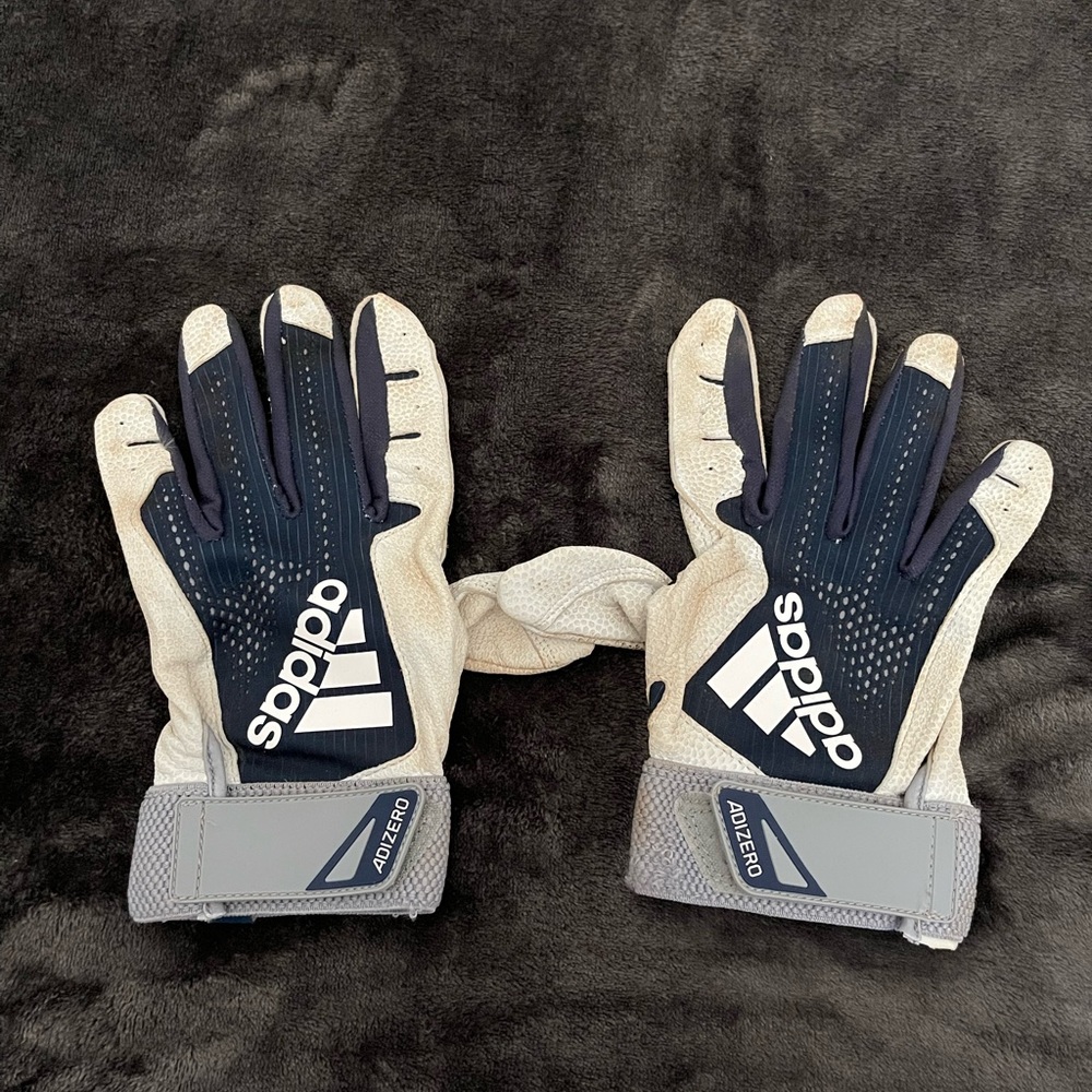 Houston Astros Carlos Correa Game Adidas Used Gloves (Photomatched) Awesome pair